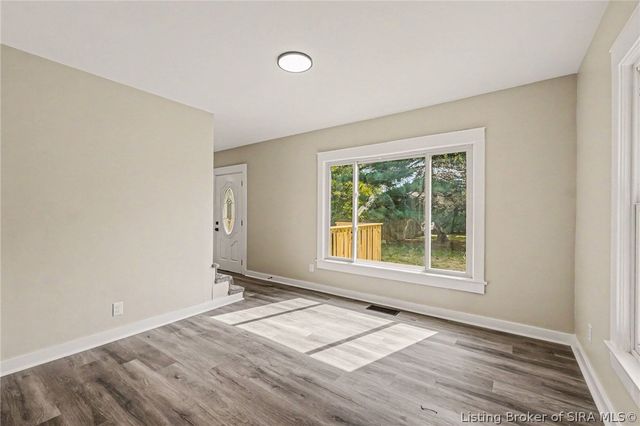 214 N Oak Street, Clarksville, IN 47129