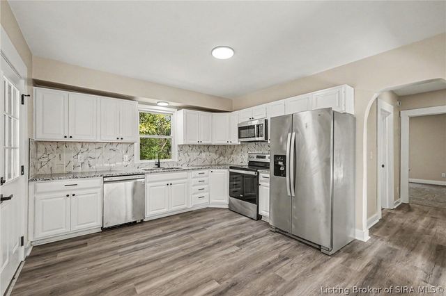 214 N Oak Street, Clarksville, IN 47129