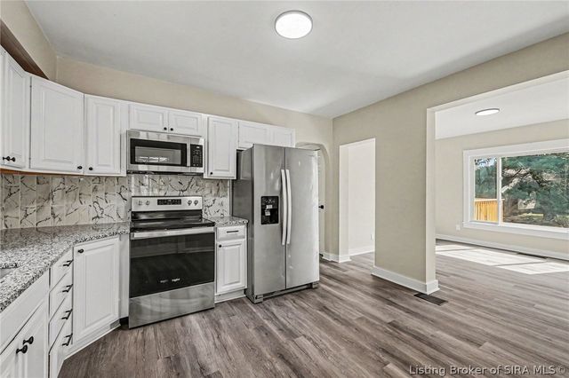 214 N Oak Street, Clarksville, IN 47129