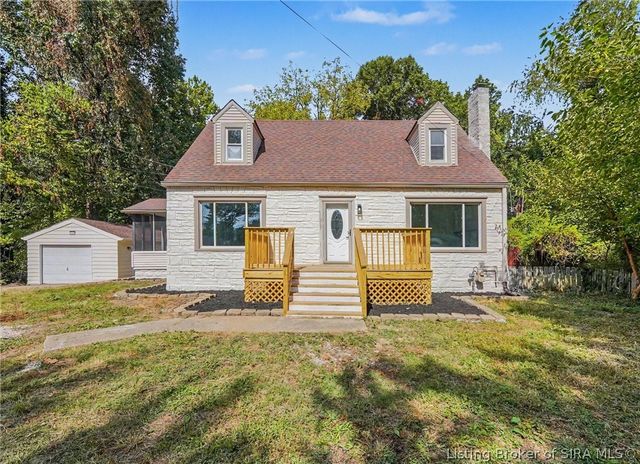 214 N Oak Street, Clarksville, IN 47129