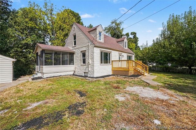 214 N Oak Street, Clarksville, IN 47129