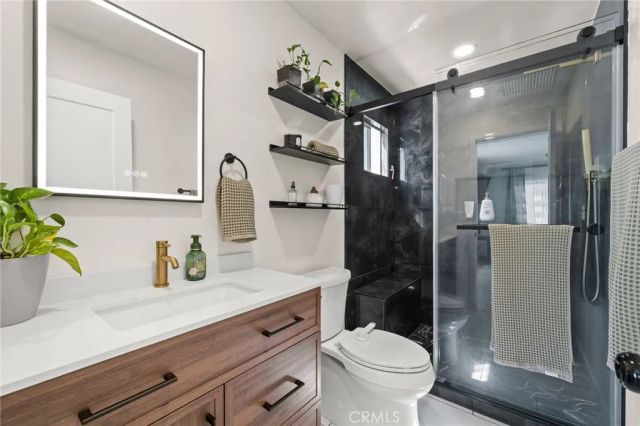 4020 Wall Street, Los Angeles, CA 90011