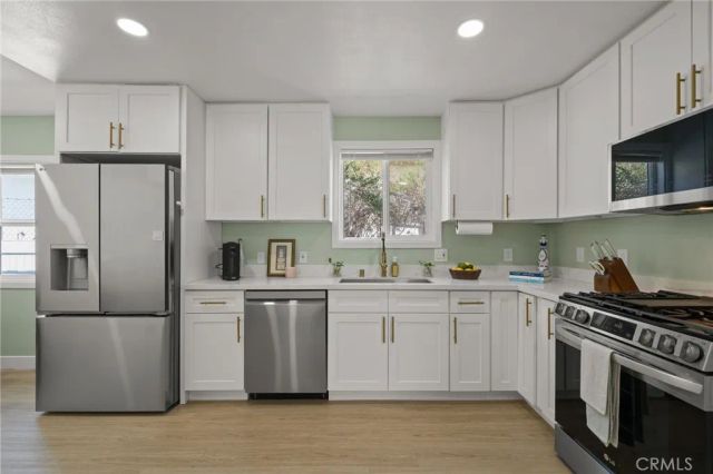 4020 Wall Street, Los Angeles, CA 90011