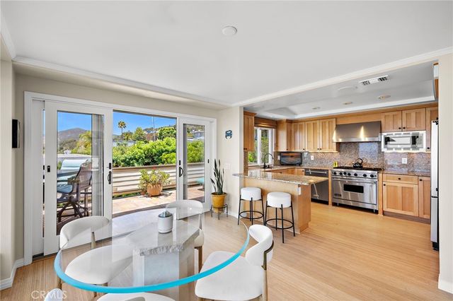 31953 10th Avenue, Laguna Beach, CA 92651