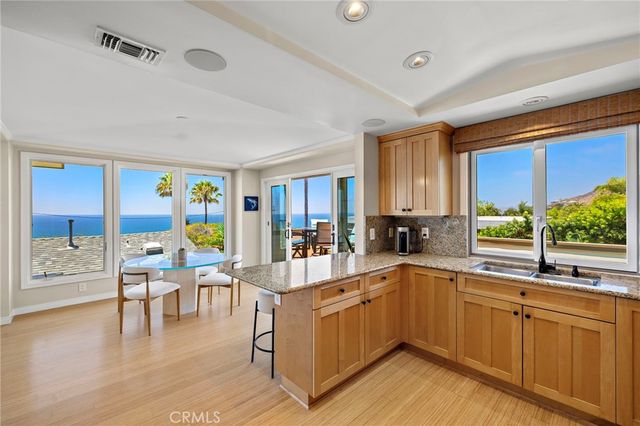 31953 10th Avenue, Laguna Beach, CA 92651