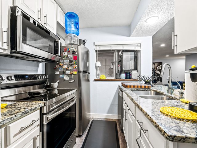 5132 Amesbury Drive 105, Dallas, TX 75206