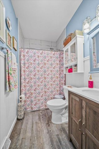 352 Tremont Lane, Valparaiso, IN 46385