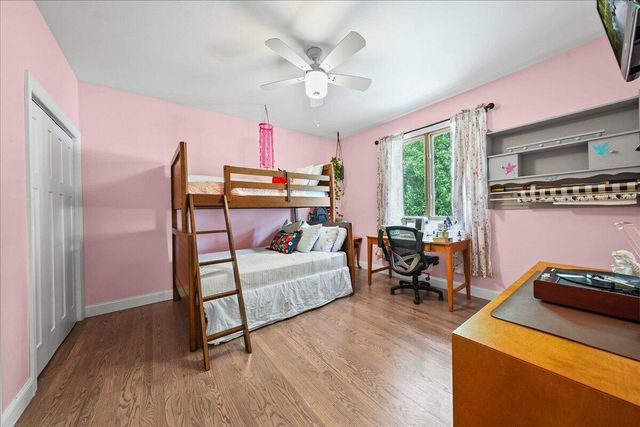 352 Tremont Lane, Valparaiso, IN 46385
