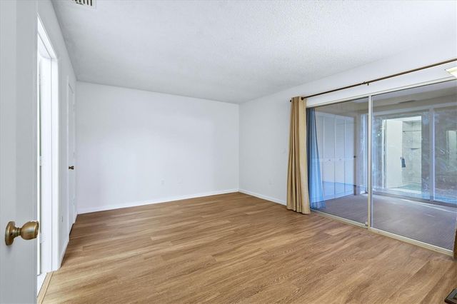 4819 VILLAGE GARDENS DRIVE 110, Sarasota, FL 34234