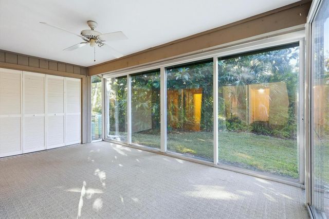 4819 VILLAGE GARDENS DRIVE 110, Sarasota, FL 34234