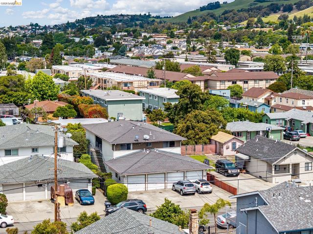 1475 166th Ave., Ashland, CA 94578