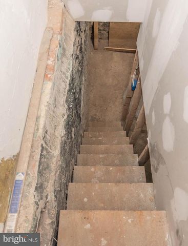 4021 W FRANKLIN ST, Baltimore, MD 21229