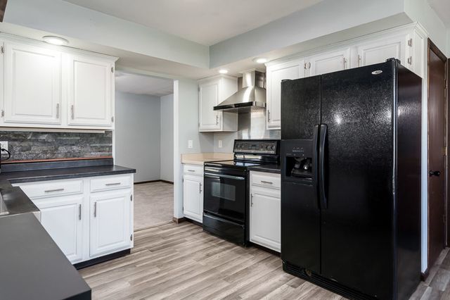 2745 WINDAMERE Way, Rockford, IL 61109