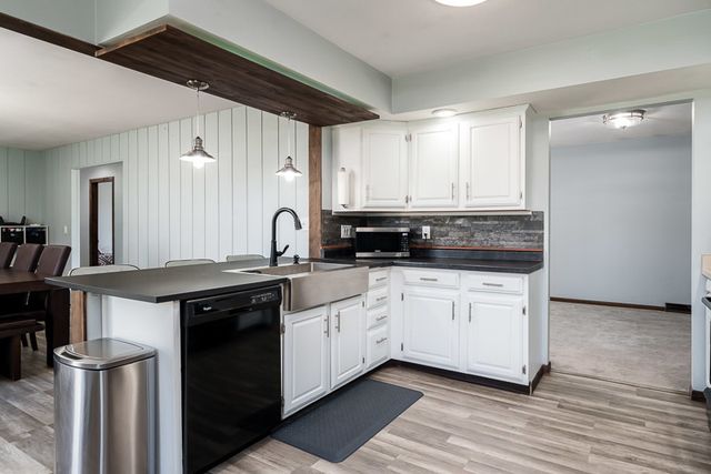 2745 WINDAMERE Way, Rockford, IL 61109