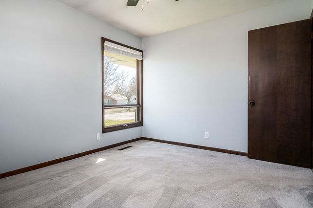 2745 WINDAMERE Way, Rockford, IL 61109