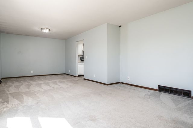 2745 WINDAMERE Way, Rockford, IL 61109