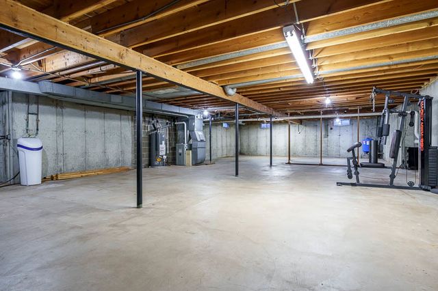 2745 WINDAMERE Way, Rockford, IL 61109