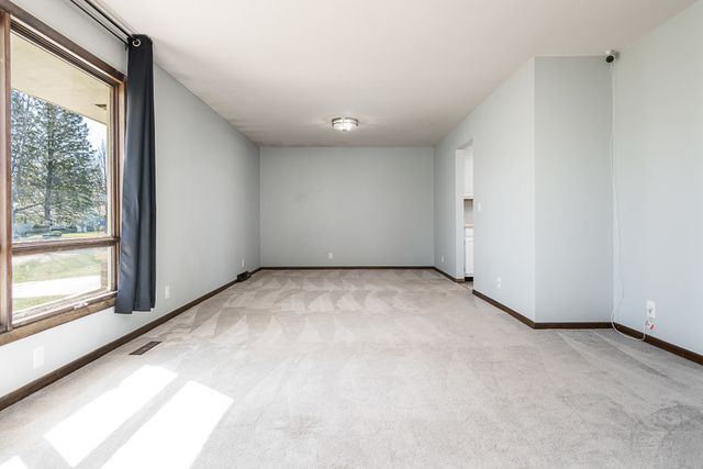 2745 WINDAMERE Way, Rockford, IL 61109