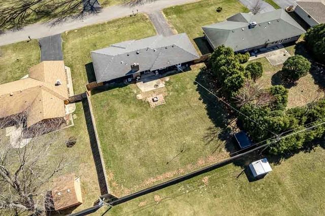 2745 WINDAMERE Way, Rockford, IL 61109