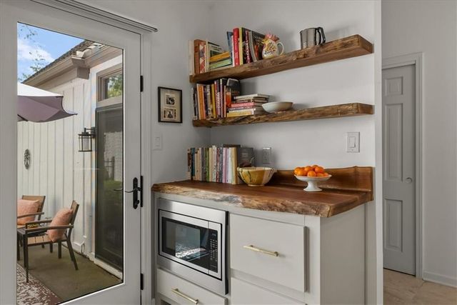 2229 Condolea Terrace, Leawood, KS 66209