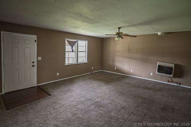 511 E 6th Street, Hulbert, OK 74441