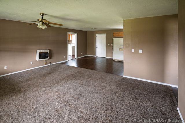 511 E 6th Street, Hulbert, OK 74441