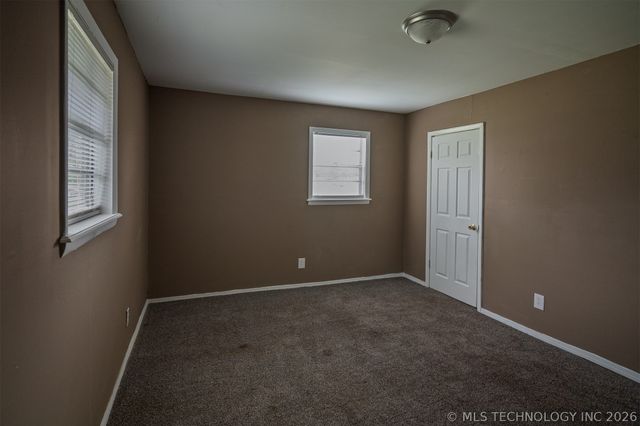 511 E 6th Street, Hulbert, OK 74441