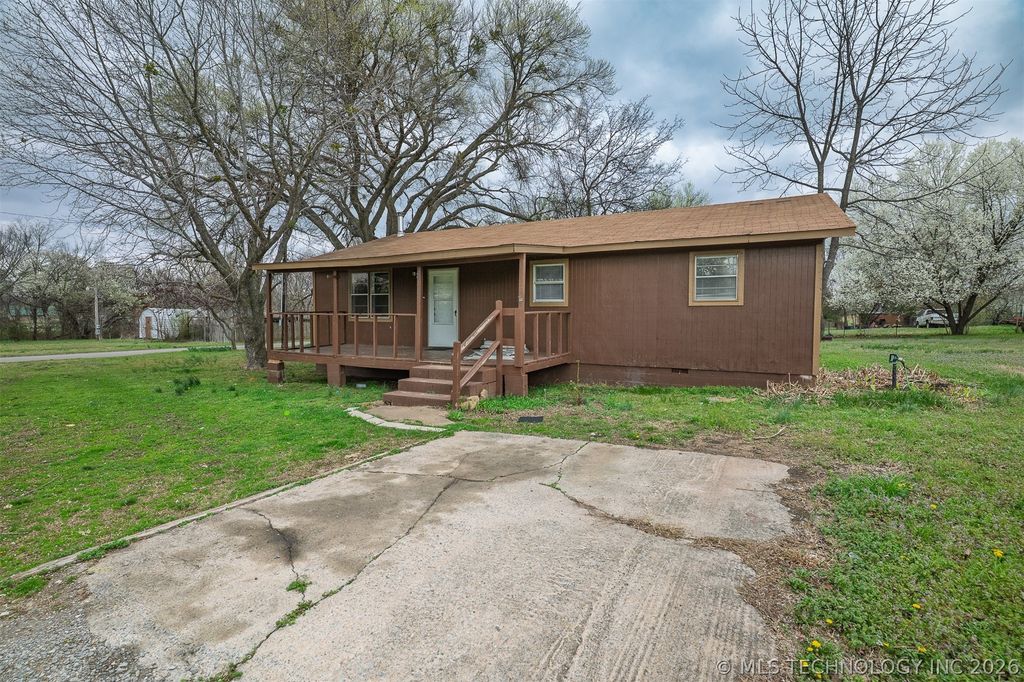 511 E 6th Street, Hulbert, OK 74441