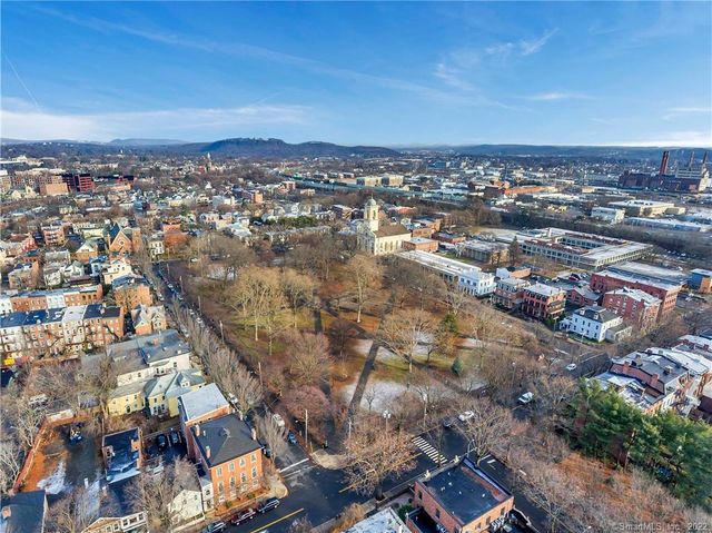 629 Chapel Street 2B, New Haven, CT 06511