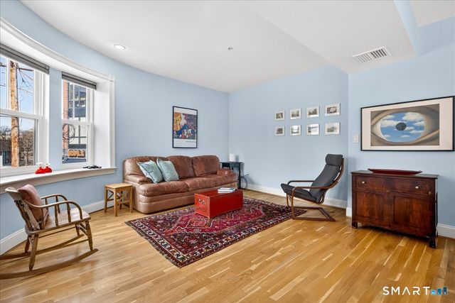 629 Chapel Street 2B, New Haven, CT 06511