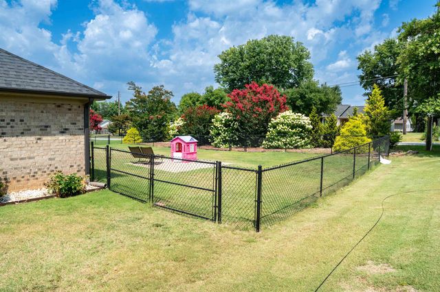 328 E Story Bush Lane, Inman, SC 29349
