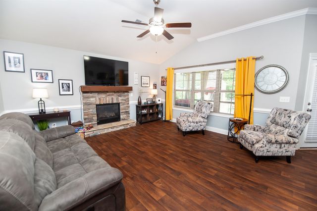 328 E Story Bush Lane, Inman, SC 29349
