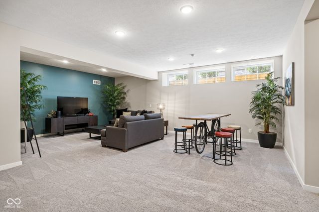 15103 Larchwood Drive, Westfield, IN 46074