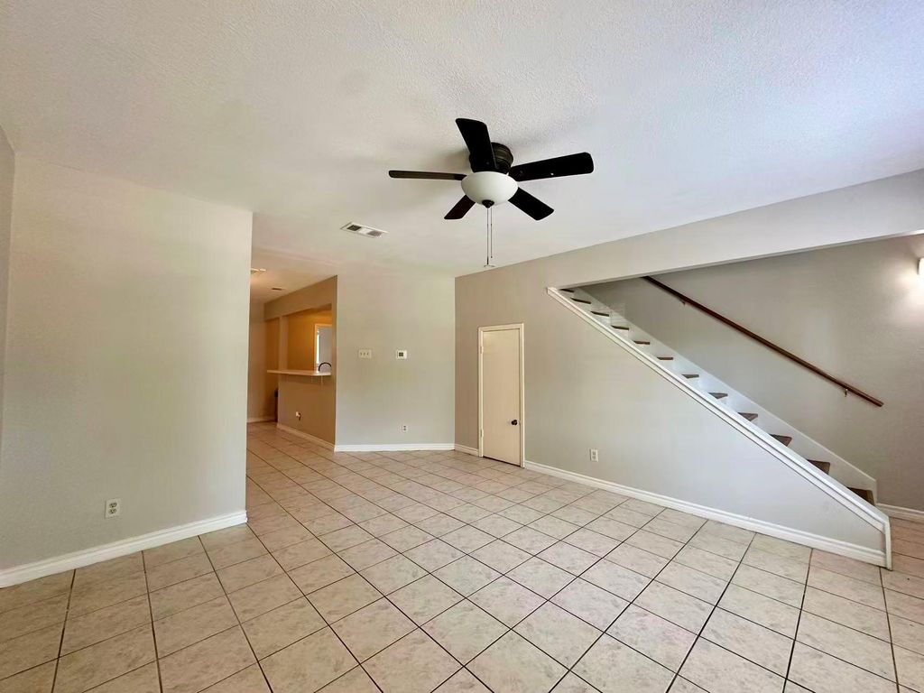 202 N 2nd ST D, Pflugerville, TX 78660