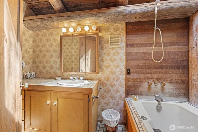 835 Christenson Road, Greenbank, WA 98253