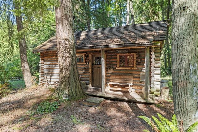 835 Christenson Road, Greenbank, WA 98253