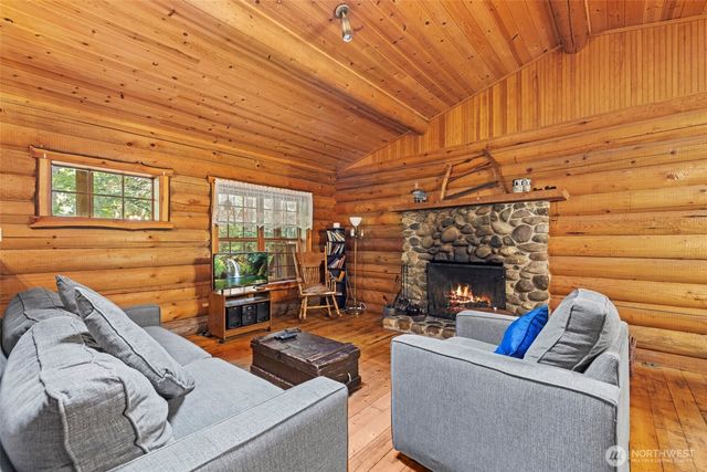 835 Christenson Road, Greenbank, WA 98253