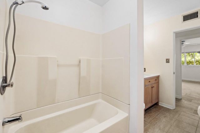 1923 LINDEN ROAD, Winter Park, FL 32792