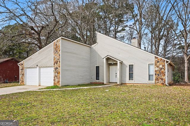 295 River Chase Drive, Jonesboro, GA 30238