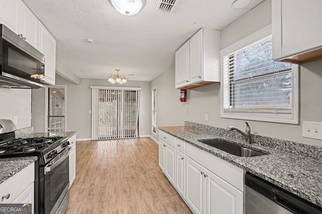 295 River Chase Drive, Jonesboro, GA 30238