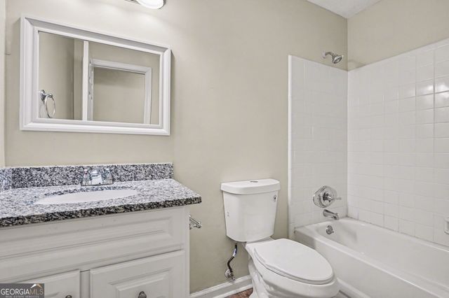 295 River Chase Drive, Jonesboro, GA 30238