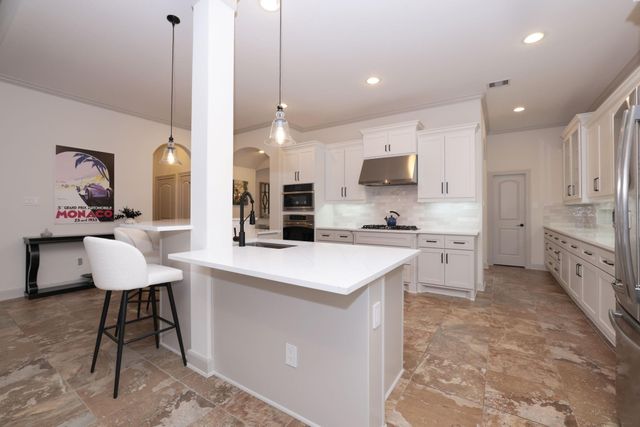 174 Lindenberry Circle, Spring, TX 77389