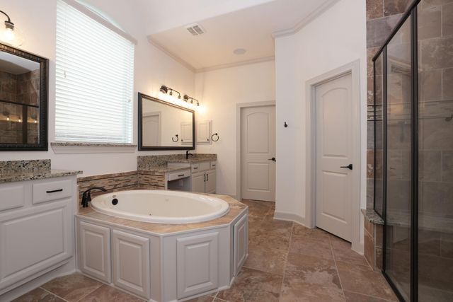 174 Lindenberry Circle, Spring, TX 77389