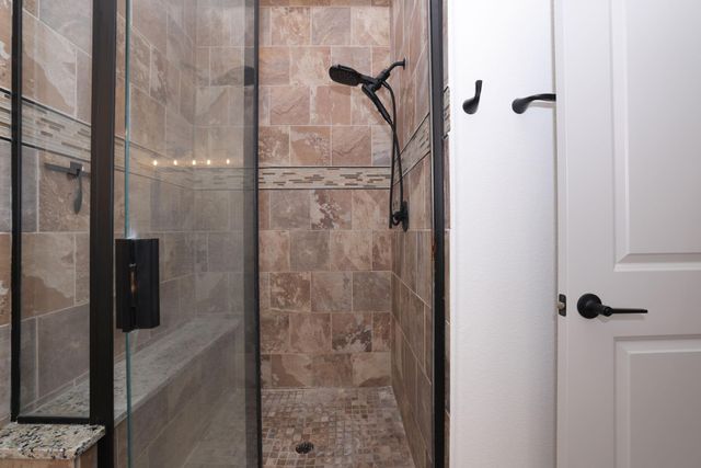 174 Lindenberry Circle, Spring, TX 77389