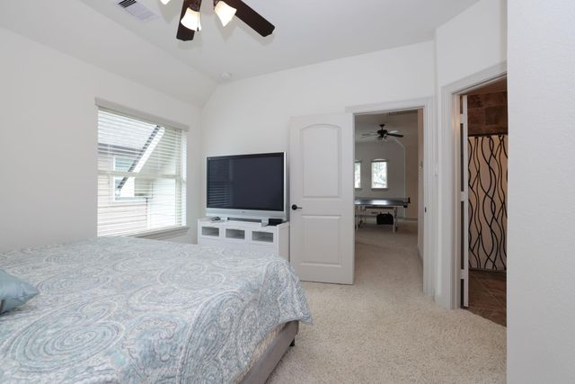 174 Lindenberry Circle, Spring, TX 77389