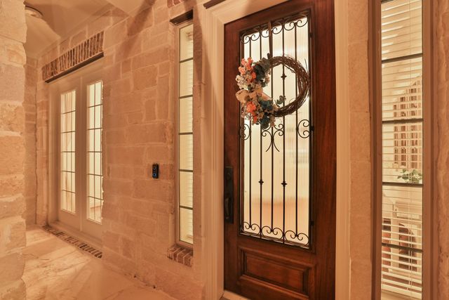 174 Lindenberry Circle, Spring, TX 77389