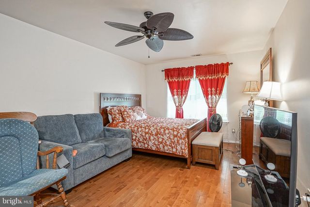 5305-A ADELAIDE DR, Mount Laurel, NJ 08054