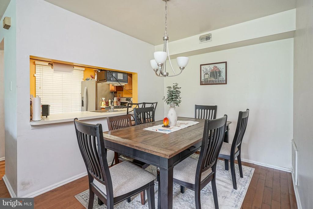 5305-A ADELAIDE DR, MOUNT LAUREL, NJ 08054 — photo 3