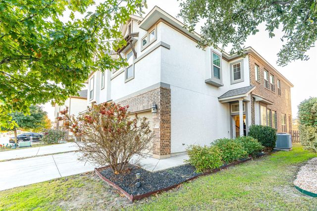 2212 Dillon Pond LN B, Pflugerville, TX 78660