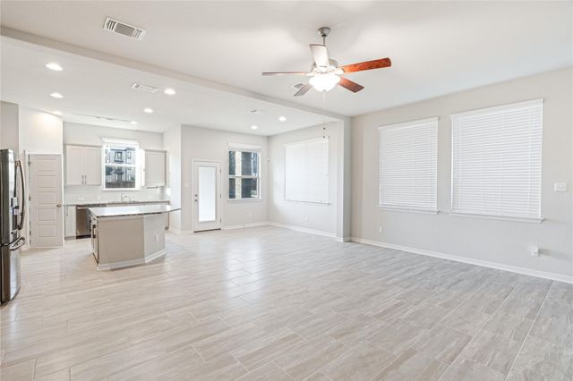 2212 Dillon Pond LN B, Pflugerville, TX 78660